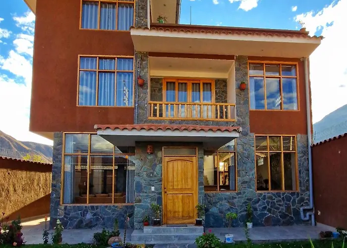 Inti * Urubamba